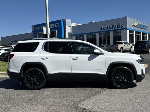 Used 2023 GMC Acadia SLT w/ Technology Package AWD/4WD image 11