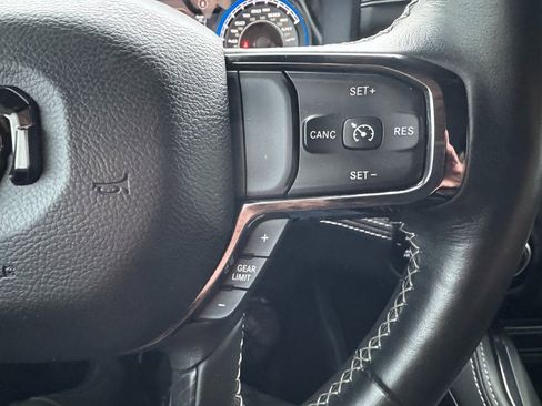 Used 2022 RAM 1500 Limited w/ Body-Colour Bumper Group image 17