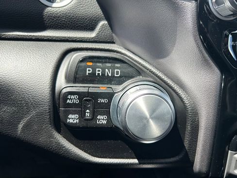 Used 2023 RAM 1500 Laramie AWD/4WD image 16
