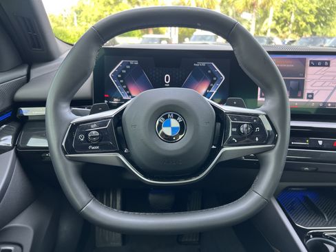 Certified 2024 BMW 530i RWD image 18