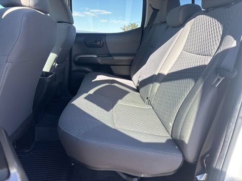 Used 2022 Toyota Tacoma SR5 w/ Technology Package AWD/4WD image 12