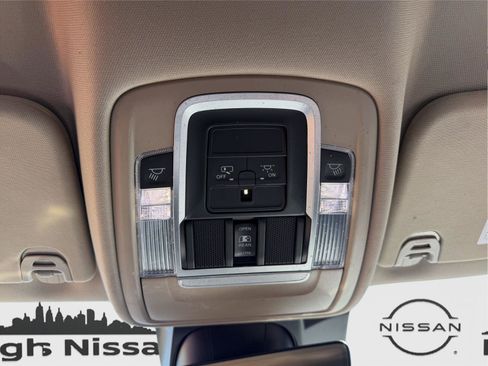 Used 2021 RAM 1500 Laramie image 24