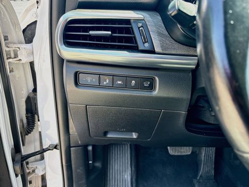 Used 2022 Kia Telluride EX FWD image 10