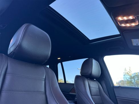 Certified 2022 Mercedes-Benz GLS 450 4MATIC image 19