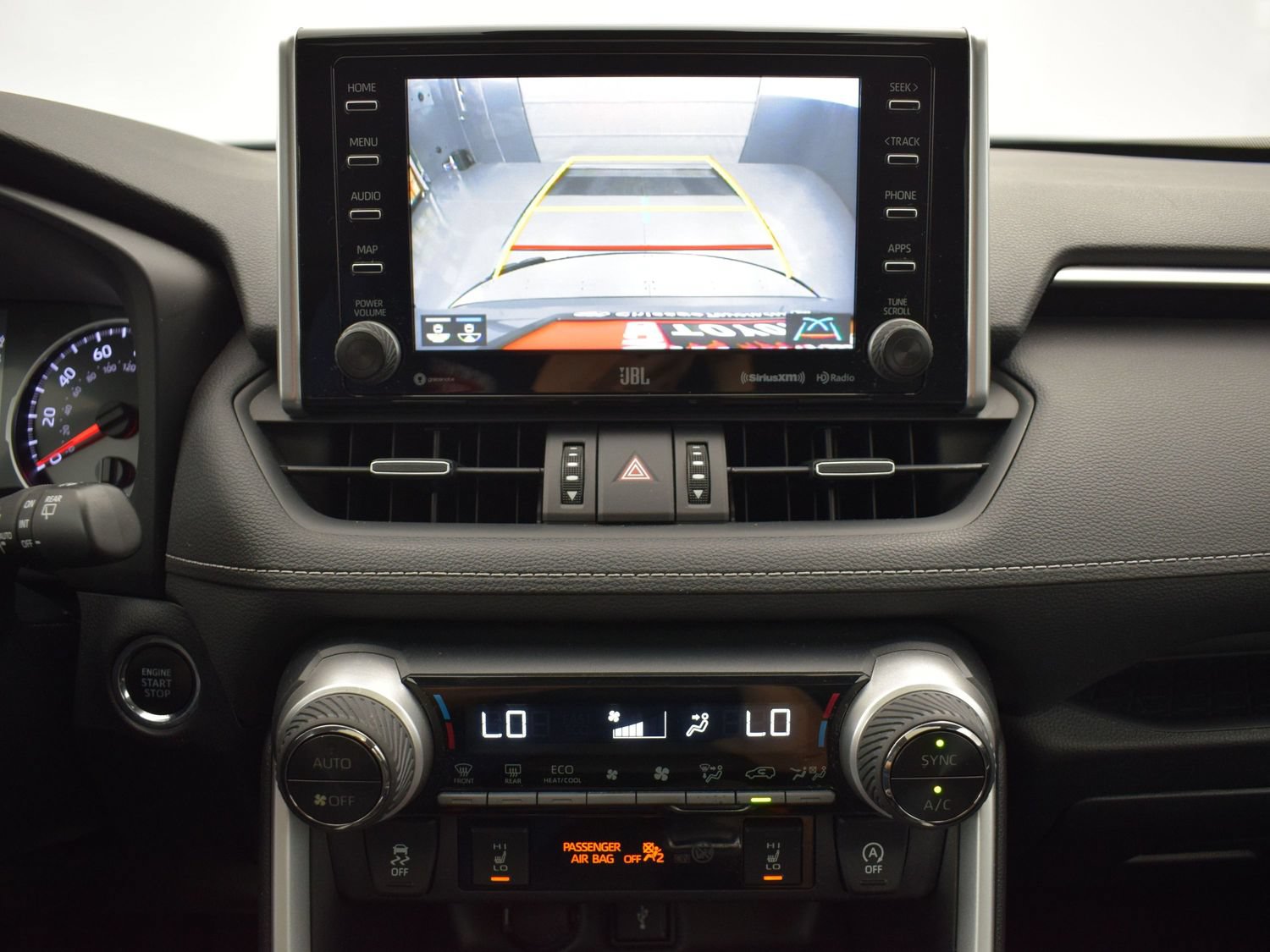 Used 2021 Toyota RAV4 XLE Premium AWD/4WD image 18