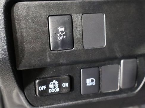 Used 2020 Toyota Tacoma SR5 image 15