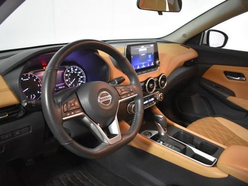Used 2023 Nissan Sentra SV w/ SV Premium Package FWD image 13