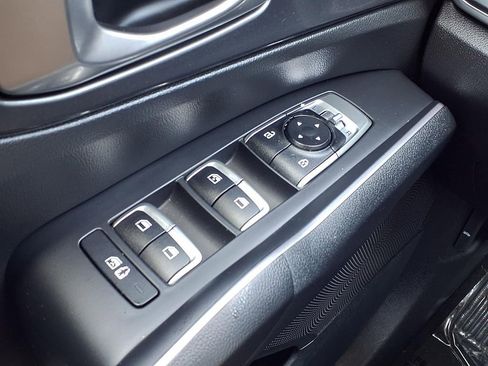 Certified 2023 Kia Sorento S FWD image 21