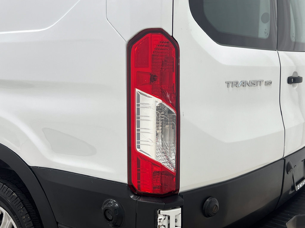 Used 2019 Ford Transit 150 148 Low Roof w/ Exterior Upgrade Package RWD image 34