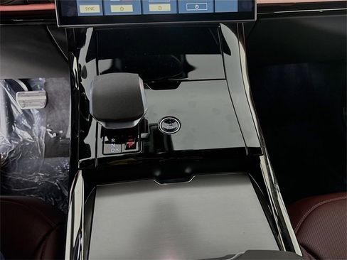 New 2026 Land Rover Range Rover Sport Dynamic SE image 18