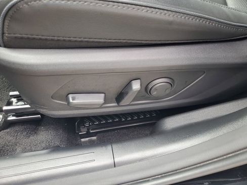 Used 2025 Hyundai Tucson Limited image 26