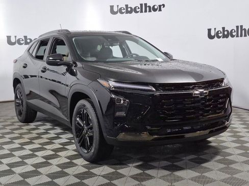 New 2026 Chevrolet Trax ACTIV FWD image 1