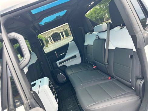 Used 2025 GMC Hummer EV 2X w/ LPO, Dark Essentials Package AWD/4WD image 51