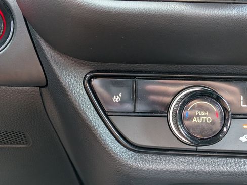 Used 2025 Honda HR-V Sport image 29