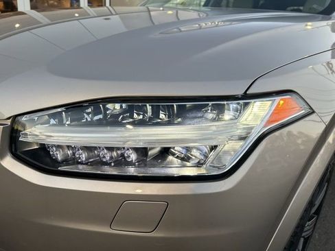 Certified 2024 Volvo XC90 B5 Plus w/ Protection Package Premier image 8