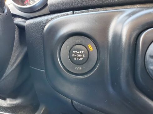 Certified 2020 Jeep Gladiator Rubicon image 23