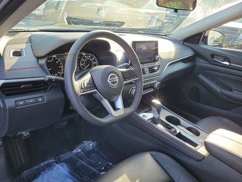 Used 2022 Nissan Altima 2.5 SR FWD image 15