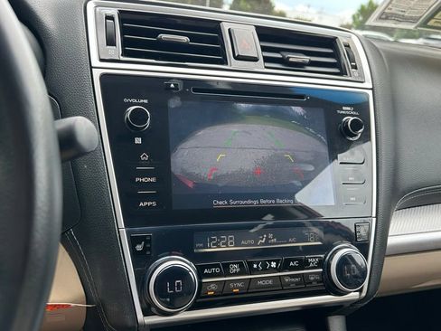 Used 2019 Subaru Outback 2.5i Premium AWD/4WD image 31