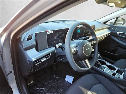 New 2026 Hyundai Sonata SE image 3