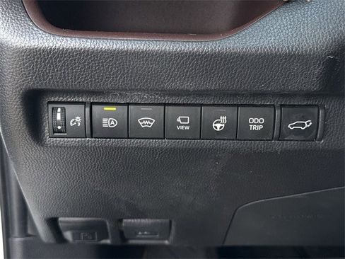 Used 2023 Toyota RAV4 Limited image 24