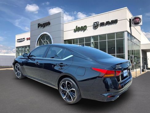 Used 2025 Nissan Altima 2.5 SR AWD/4WD image 5