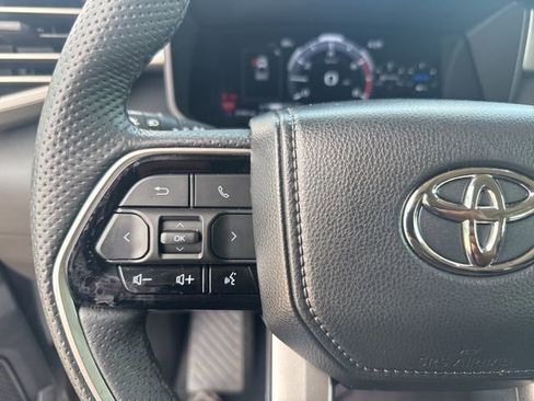 Used 2023 Toyota Tundra Limited image 13