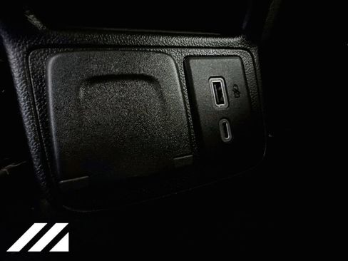 Used 2021 Buick Encore GX Essence w/ Advanced Technology Package AWD/4WD image 27