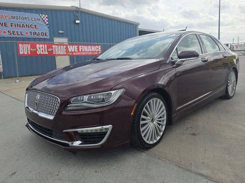 Used 2017 Lincoln MKZ Reserve FWD image 3