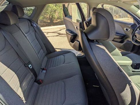 Used 2025 Kia K4 EX FWD image 18