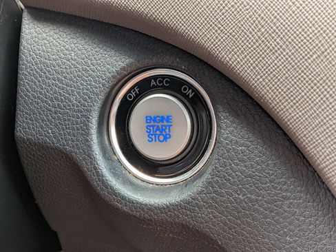 Used 2018 Hyundai Santa Fe Sport w/ 2.4L Value Package 02 image 31