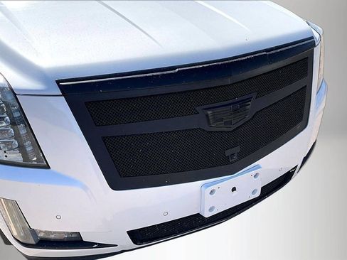 Certified 2019 Cadillac Escalade Platinum AWD/4WD image 30