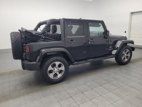 Used 2016 Jeep Wrangler Unlimited Sahara w/ Connectivity Group image 10