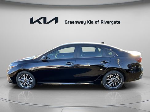 Used 2022 Kia Forte GT-Line w/ GT-Line Premium Package image 4