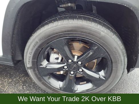 Used 2021 Jeep Grand Cherokee L Laredo AWD/4WD image 22