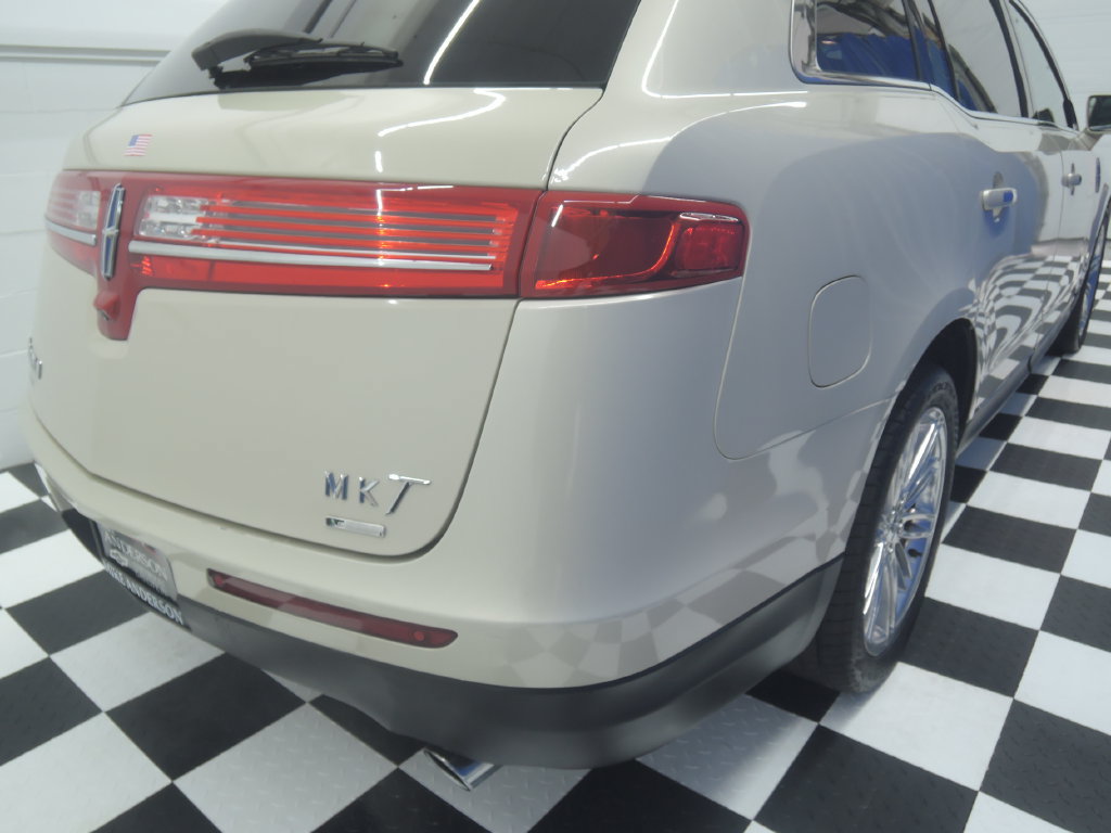 Used 2014 Lincoln MKT AWD w/ Equipment Group 201A image 31