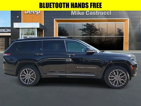 Used 2023 Jeep Grand Cherokee L Summit AWD/4WD image 3