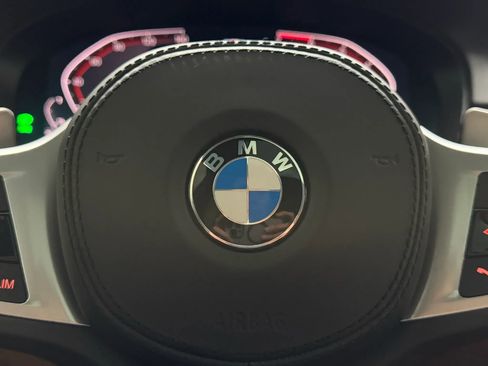 Used 2022 BMW 530i w/ M Sport Package image 24