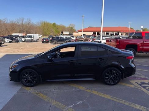 Used 2024 Toyota Corolla SE image 9