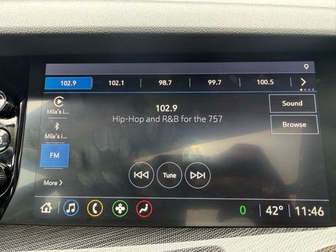 Used 2021 Buick Envision Essence w/ Sport Touring Package image 19