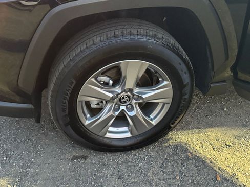 Used 2025 Toyota RAV4 LE image 29