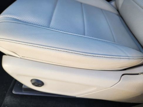 Used 2026 Mercedes-Benz GLE 350 4MATIC image 9