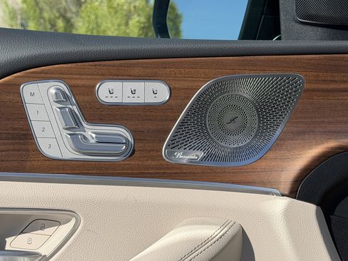 New 2026 Mercedes-Benz GLS 450 4MATIC image 16