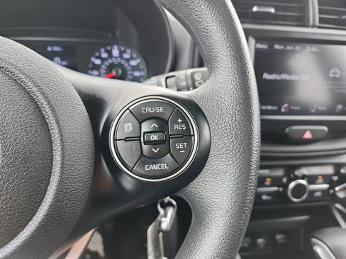 Used 2022 Kia Soul LX w/ Technology Package FWD image 22