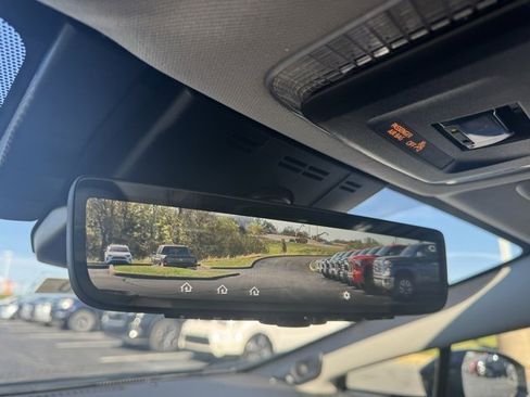 New 2026 Toyota Prius Plug-In Hybrid image 32