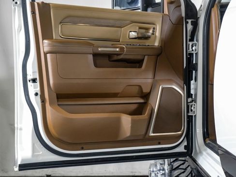 Used 2023 RAM 3500 Limited image 35