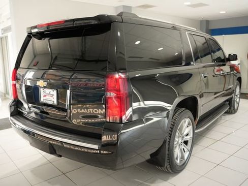 Used 2016 Chevrolet Suburban LTZ image 7