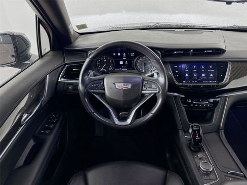 Used 2020 Cadillac XT6 Sport AWD/4WD image 25