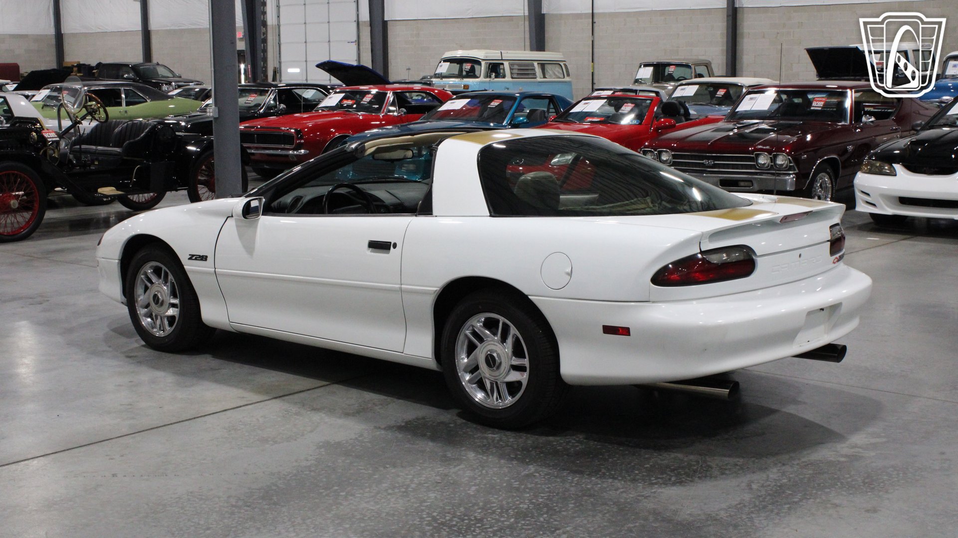 Used 1996 Chevrolet Camaro Z28 RWD image 3