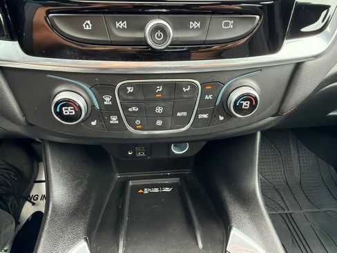 Used 2023 Chevrolet Traverse RS w/ LPO, Floor Liner Package AWD/4WD image 29