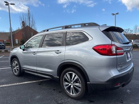 Used 2019 Subaru Ascent Limited w/ Popular Package #2A image 8